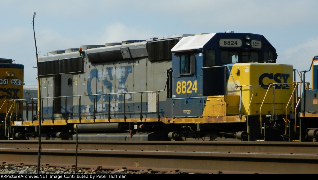 CSX 8824